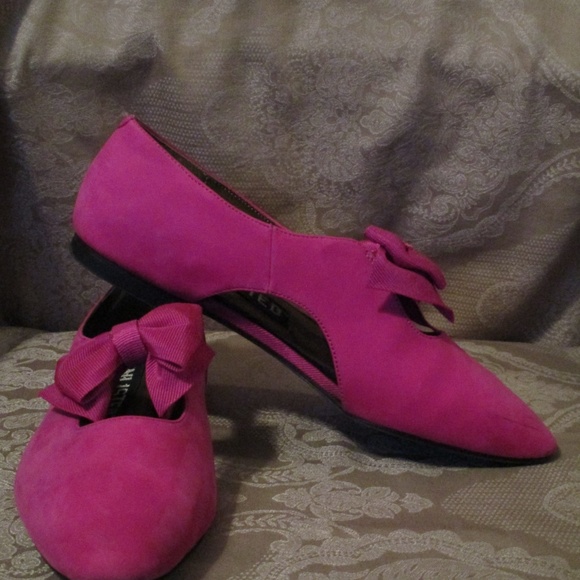 FUCHSIA/PINK SUEDE FLAT - NWOT - Picture 2 of 7